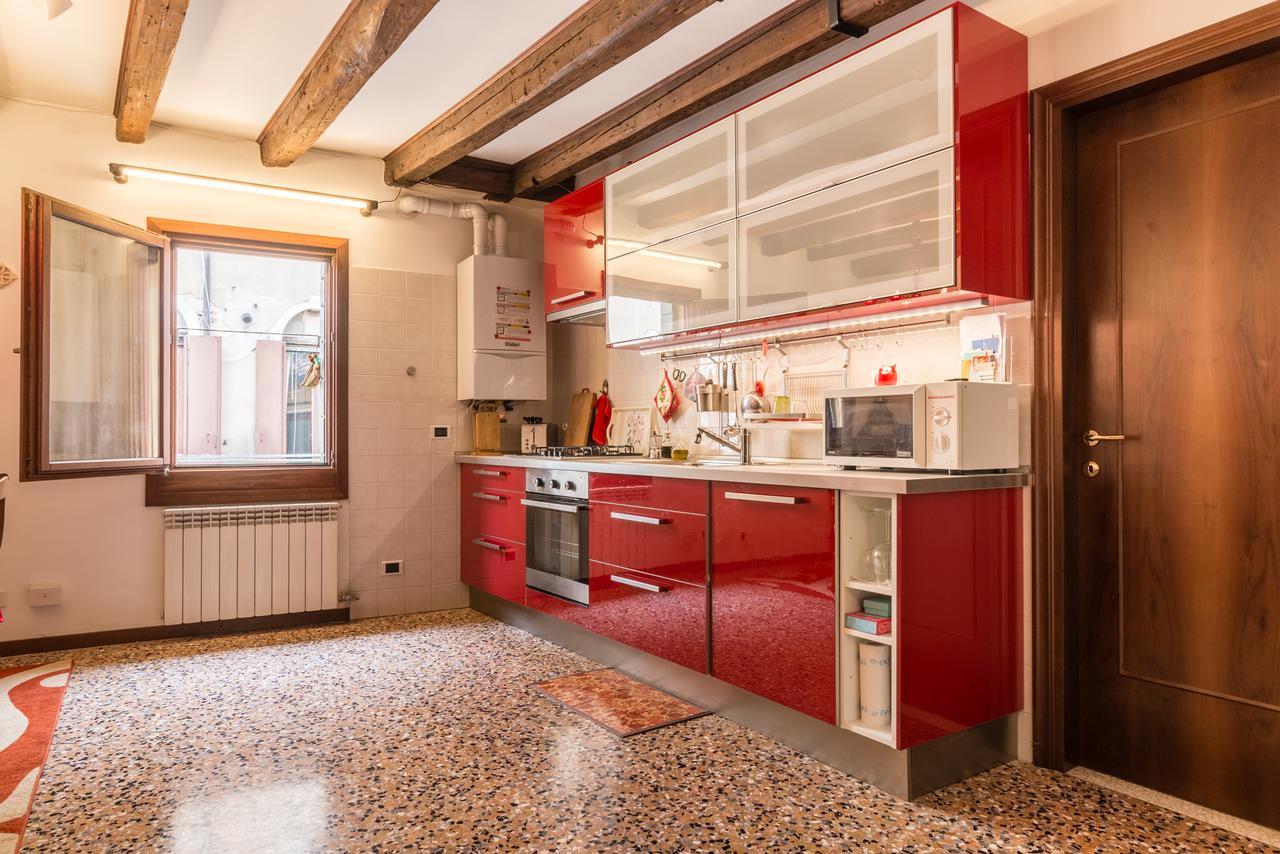 Vivaldi Apartment Venesia Bagian luar foto